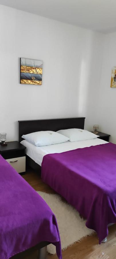 Apartments M&R Spadina Vodice Buitenkant foto