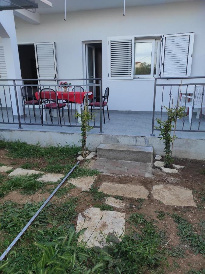 Apartments M&R Spadina Vodice Buitenkant foto
