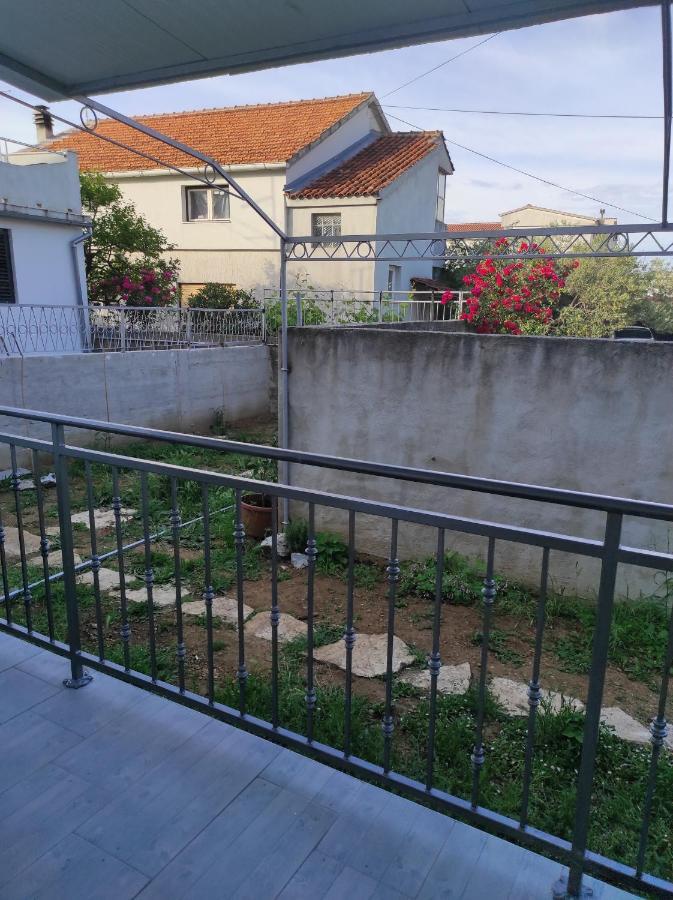 Apartments M&R Spadina Vodice Buitenkant foto
