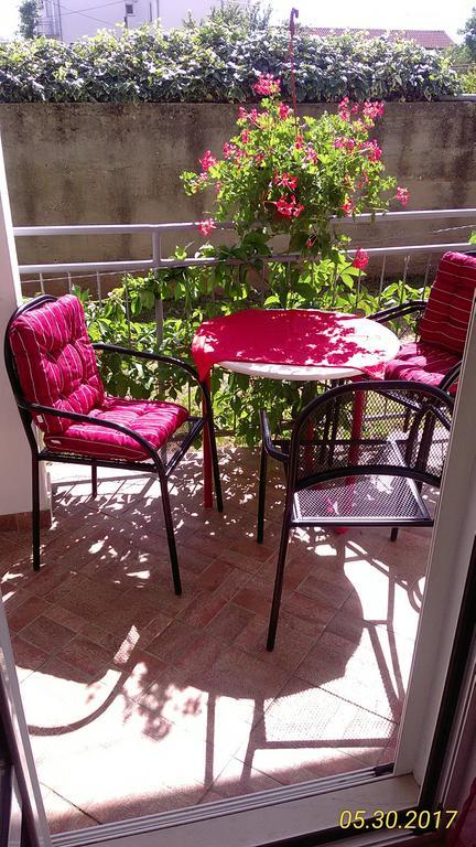 Apartments M&R Spadina Vodice Buitenkant foto