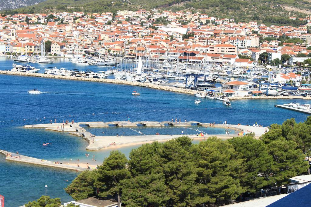 Apartments M&R Spadina Vodice Buitenkant foto